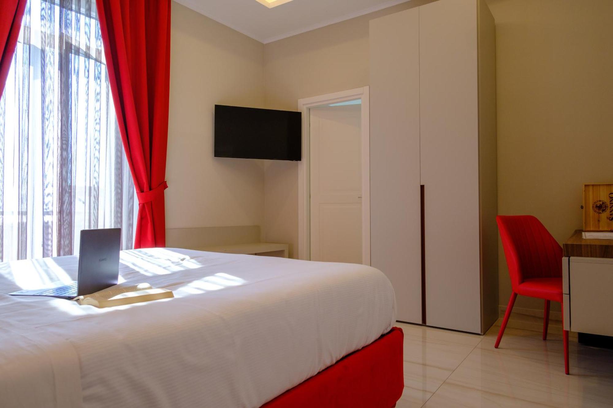 Palazzo Adele Rooms & Apartments Эрколано Экстерьер фото